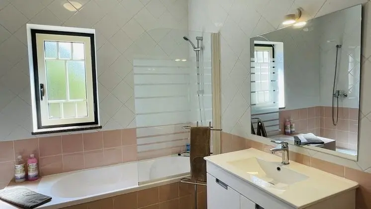 Apart Daire, 2 Yatak Odası, Havuz Kullanımı, Deniz Manzaralı