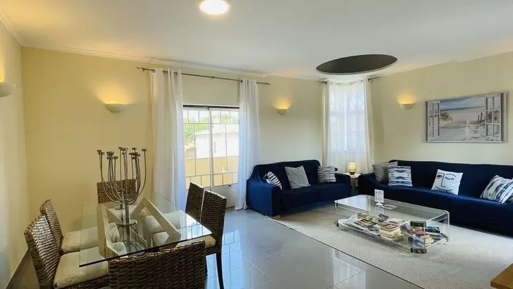 Apart Daire, 2 Yatak Odası, Havuz Kullanımı, Deniz Manzaralı