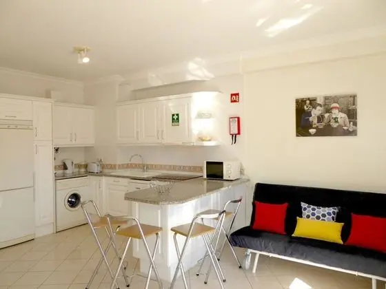 Apart Daire, 1 Yatak Odası, Havuz Kullanımı, Deniz Manzaralı