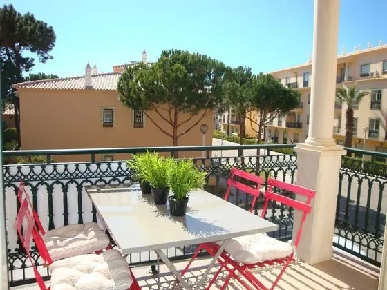 Apart Daire, 1 Yatak Odası, Havuz Kullanımı, Deniz Manzaralı