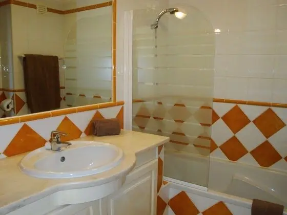 Apart Daire, 1 Yatak Odası, Havuz Kullanımı, Deniz Manzaralı