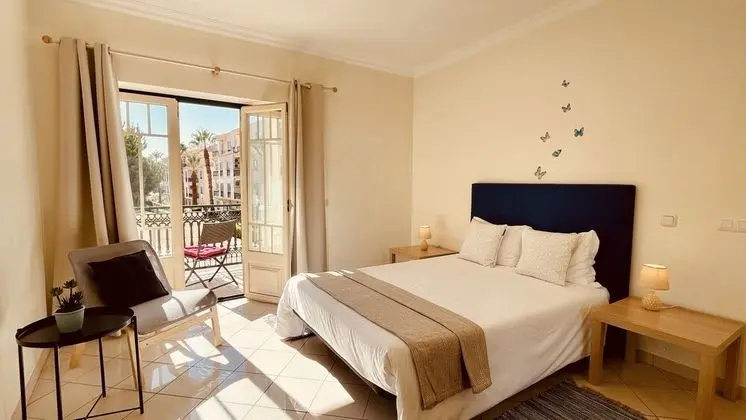 Apart Daire, 2 Yatak Odası, Havuz Kullanımı, Deniz Manzaralı