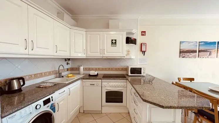 Apart Daire, 2 Yatak Odası, Havuz Kullanımı, Deniz Manzaralı