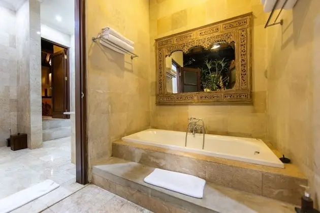 Family Villa, 4 Yatak Odası, Kişiye Özel Havuzlu