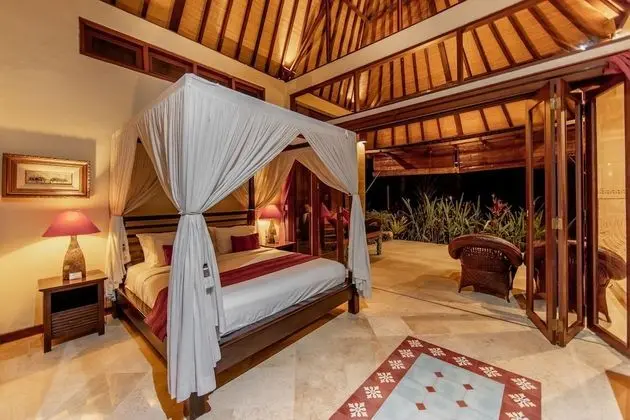 Family Villa, 4 Yatak Odası, Kişiye Özel Havuzlu