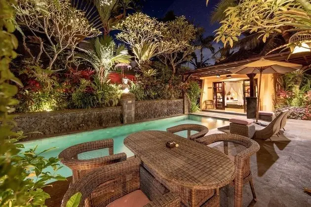 Family Villa, 4 Yatak Odası, Kişiye Özel Havuzlu