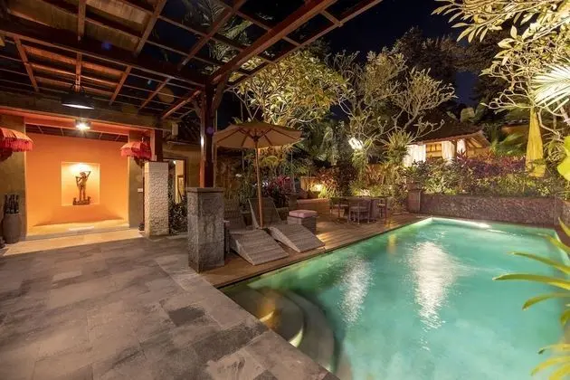 Family Villa, 4 Yatak Odası, Kişiye Özel Havuzlu