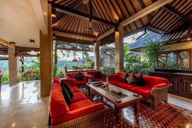 Family Villa, 4 Yatak Odası, Kişiye Özel Havuzlu