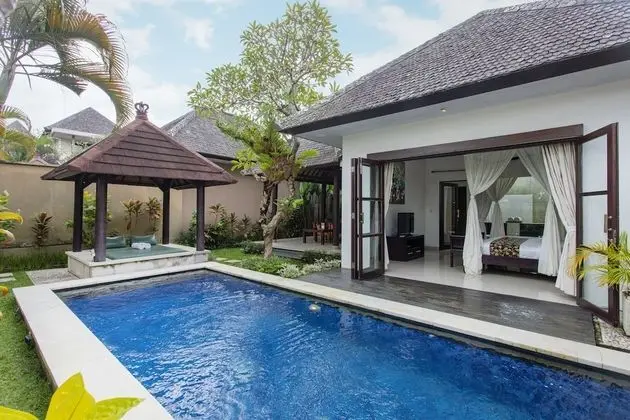 1 Bedroom Pool Villa with Free Spa