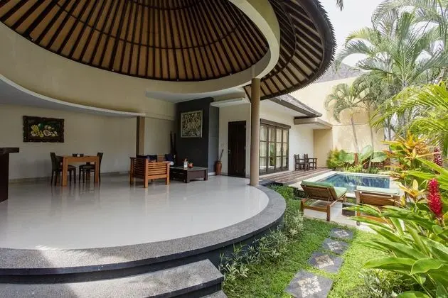 1 Bedroom Pool Villa with Free Spa