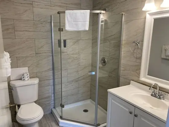 Standard Oda, 1 Büyük (Queen) Boy Yatak