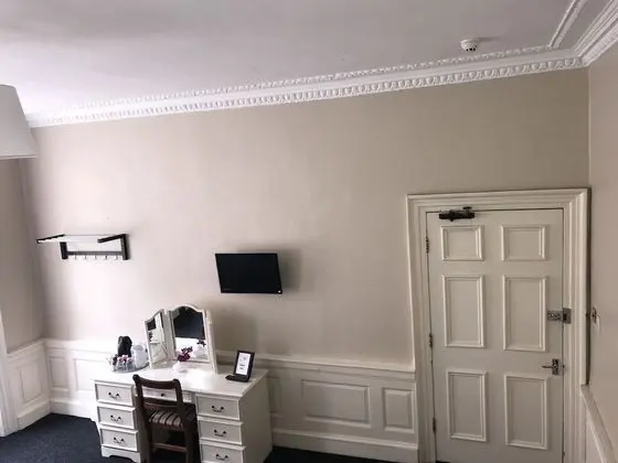 Standard Üç Kişilik Oda, Ortak Banyo