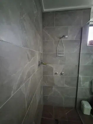 Standard Oda, 1 Büyük (Queen) Boy Yatak