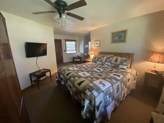 Oda, 1 En Büyük (King) Boy Yatak, Zemin Kat