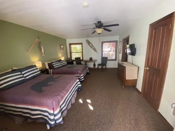 Oda, 2 Çift Kişilik Yatak, Zemin Kat