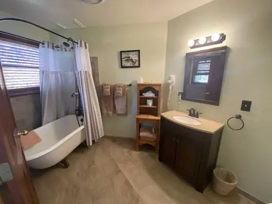 Oda, 2 Çift Kişilik Yatak, Zemin Kat