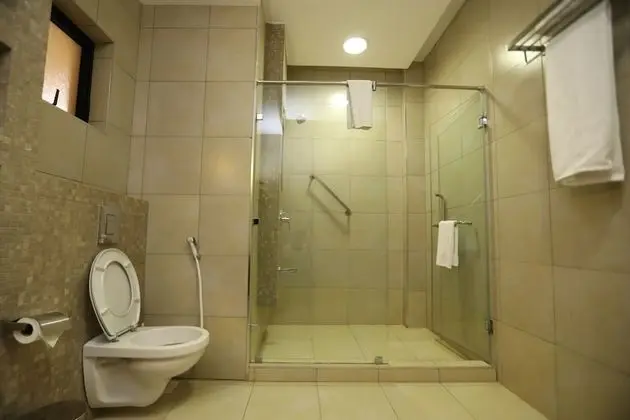 One Bedroom King Suite