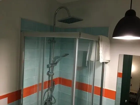 Economy Tek Büyük Yataklı Oda