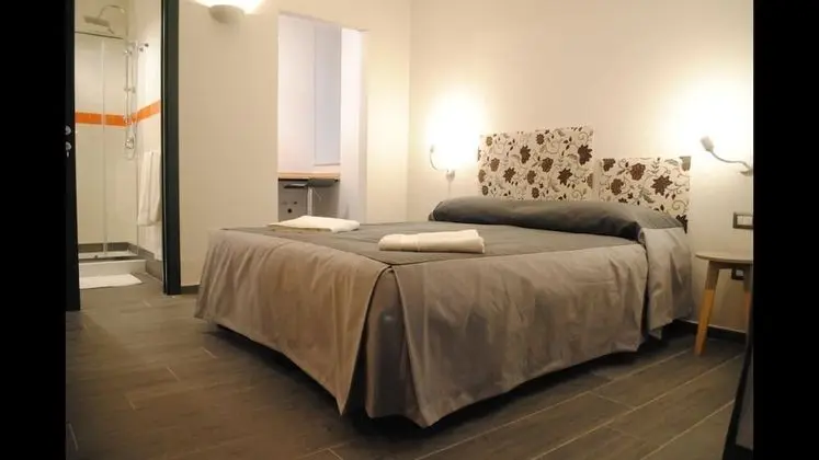 Standard Tek Büyük Yataklı Oda