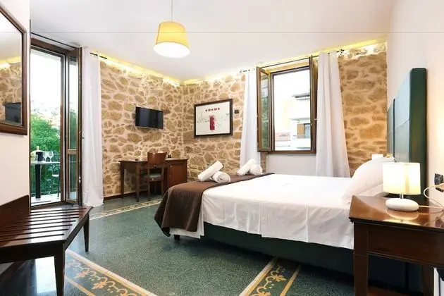 Deluxe Tek Büyük Yataklı Oda, Balkon