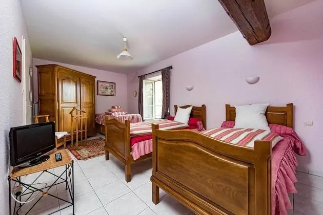 Comfort Tek Büyük Yataklı Oda, Engellilere Uygun (Une poule sur un mur)