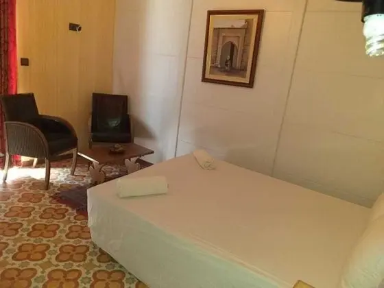 Classic Tek Büyük Yataklı Oda