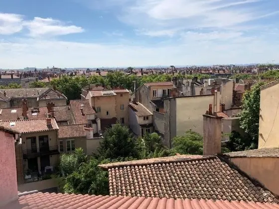 Tek Büyük Yataklı Oda (Orchidée)