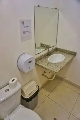 Deluxe Tek Büyük Yataklı Oda, Özel Banyo, Zemin Kat
