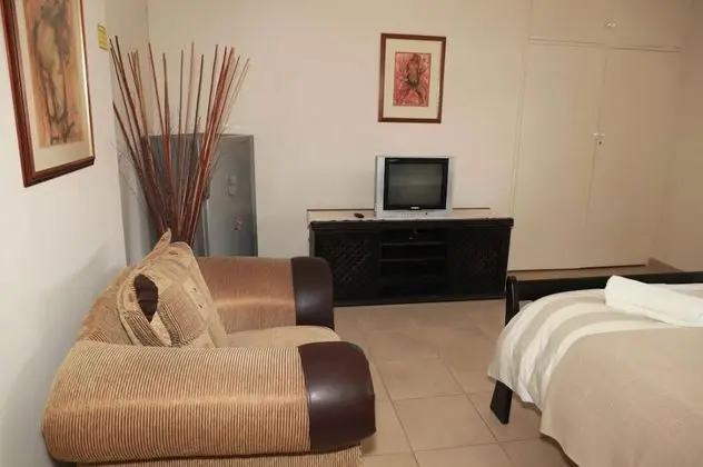 Dört Kişilik Oda (5 Self catering)