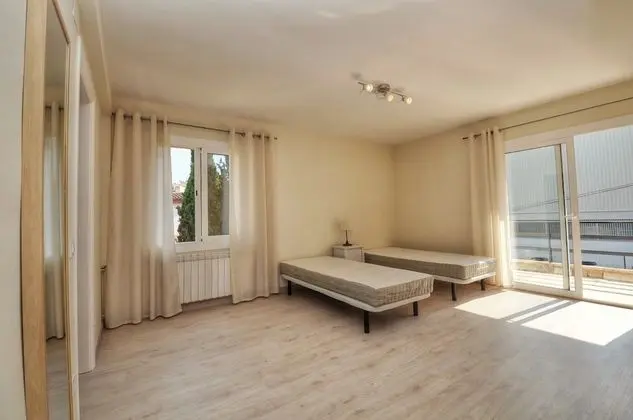 Apart Daire, 5 Yatak Odası
