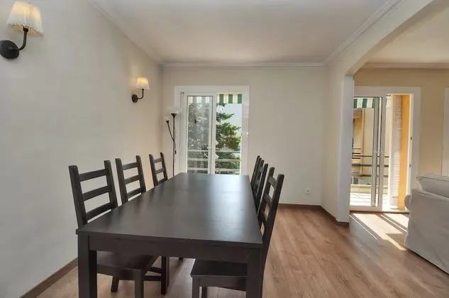 Apart Daire, 5 Yatak Odası