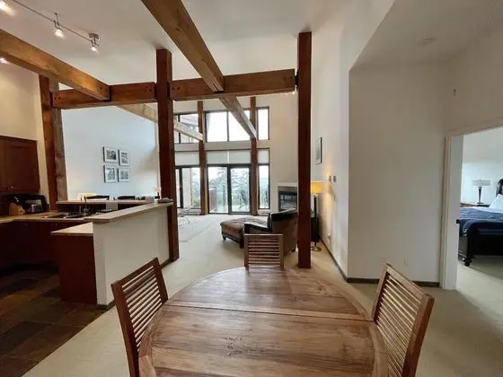 Daire (Luxury 1700sqf Villa overlooking Big )