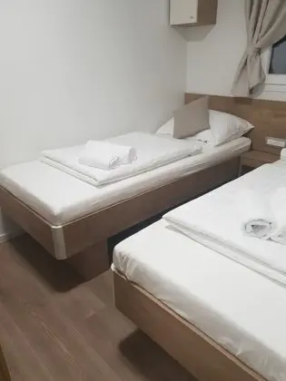 Superior Lux Mobile Home, Mountain View