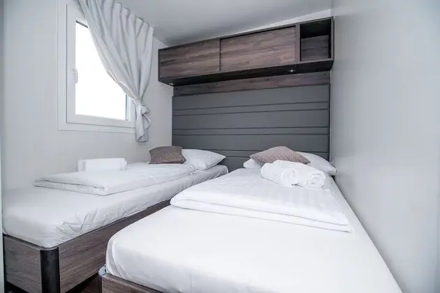 Superior Lux Mobile Home, Mountain View