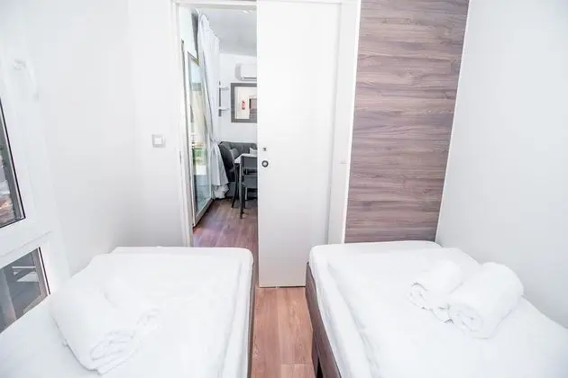 Superior Lux Mobile Home, Mountain View