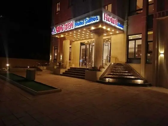 Comfort Tek Büyük veya İki Ayrı Yataklı Oda