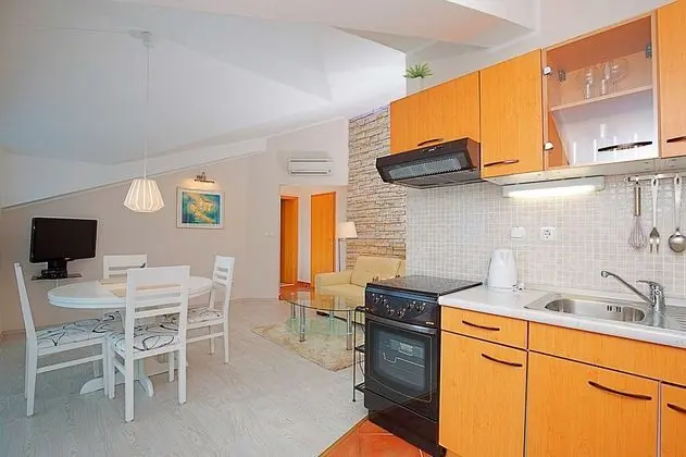 Apart Daire, 1 Yatak Odası, Balkon, Kısmi Deniz Manzaralı