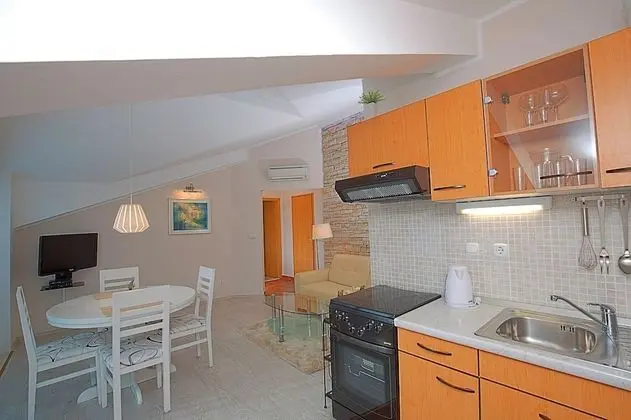 Apart Daire, 1 Yatak Odası, Balkon, Kısmi Deniz Manzaralı