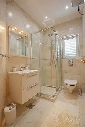 Apart Daire, 1 Yatak Odası, Balkon, Kısmi Deniz Manzaralı