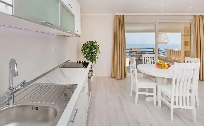 Apart Daire, 1 Yatak Odası, Teras, Deniz Manzaralı