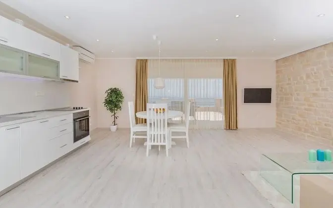 Apart Daire, 1 Yatak Odası, Teras, Deniz Manzaralı