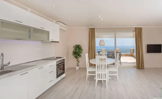 Apart Daire, 1 Yatak Odası, Teras, Deniz Manzaralı