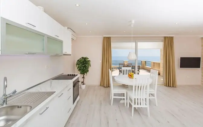 Apart Daire, 1 Yatak Odası, Teras, Deniz Manzaralı