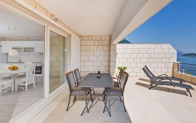 Apart Daire, 1 Yatak Odası, Teras, Deniz Manzaralı