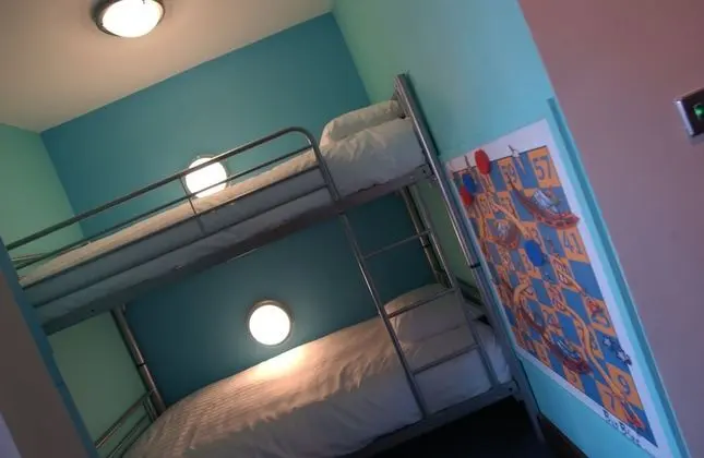 Family Oda (Bunk bed size 5ft)