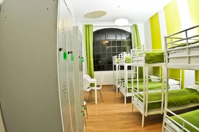 Basic Ortak Ranzalı Oda, Birden Çok Yatak (4 bunk beds)