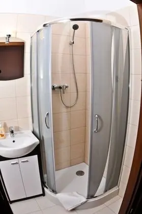 Basic Ortak Ranzalı Oda, Birden Çok Yatak (5 bunk beds)