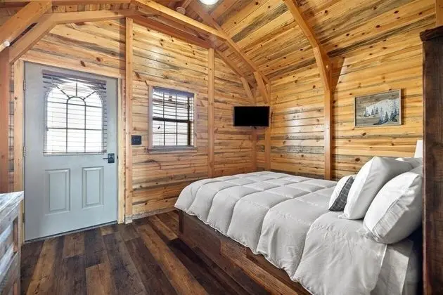 Deluxe Oda, Birden Çok Yatak, Göl Manzaralı (Big Sky Cabin)