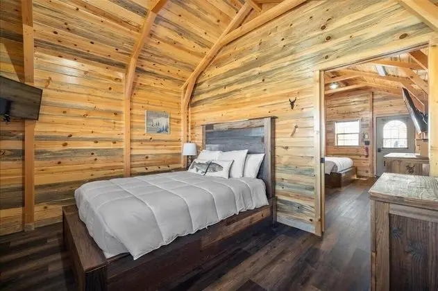 Deluxe Oda, Birden Çok Yatak, Göl Manzaralı (Big Sky Cabin)