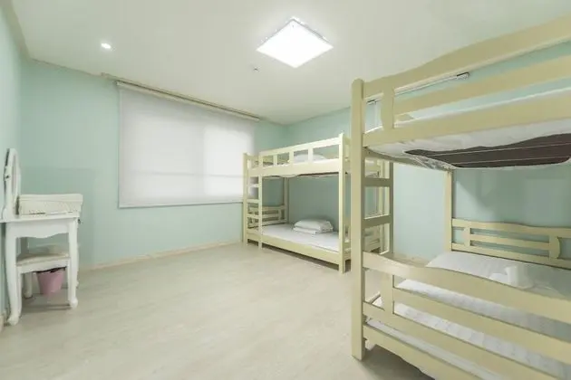 Ortak Ranzalı Oda, Sadece erkekler için (4 persons)
